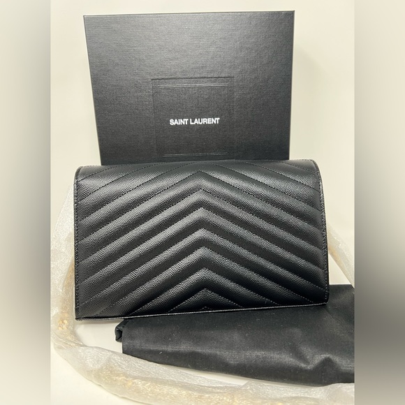 Saint Laurent Monogram Envelope Chain Matelasse Black Leather Cross Body Bag - Picture 6 of 11